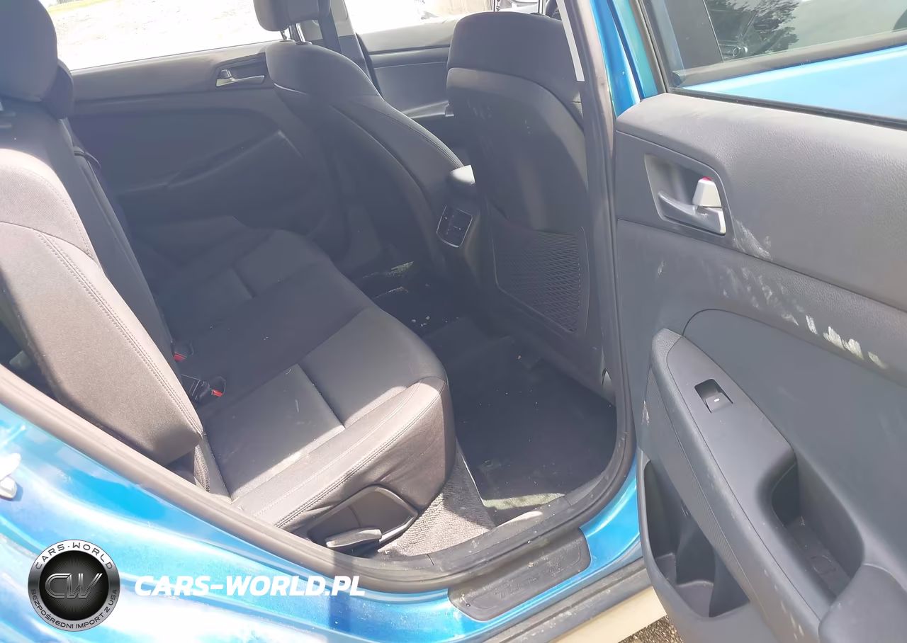 2017 Hyundai Tucson Sport VIN:KM8J3CA24HU492948 - 8