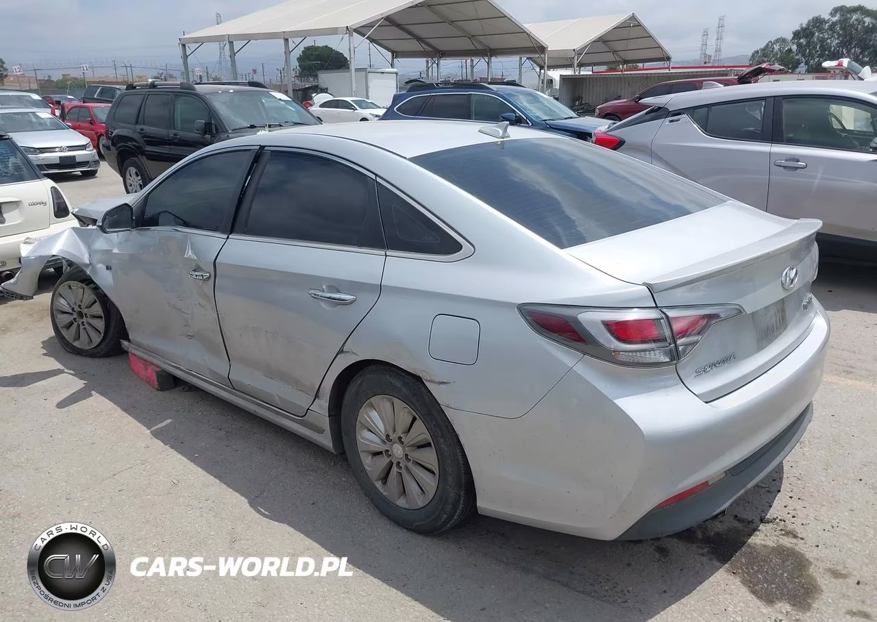 2016 Hyundai Sonata Hybrid Se VIN:KMHE24L18GA038202 - 3