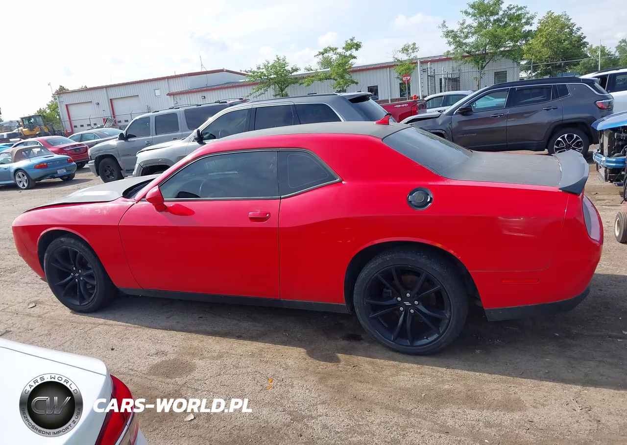 2018 Dodge Challenger Sxt VIN:2C3CDZAG8JH118686 - 14
