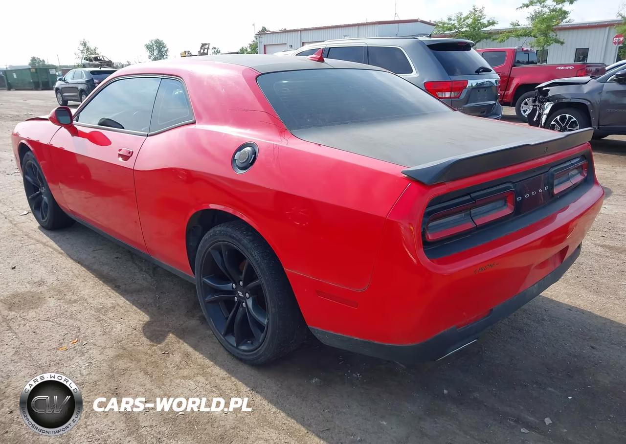 2018 Dodge Challenger Sxt VIN:2C3CDZAG8JH118686 - 3