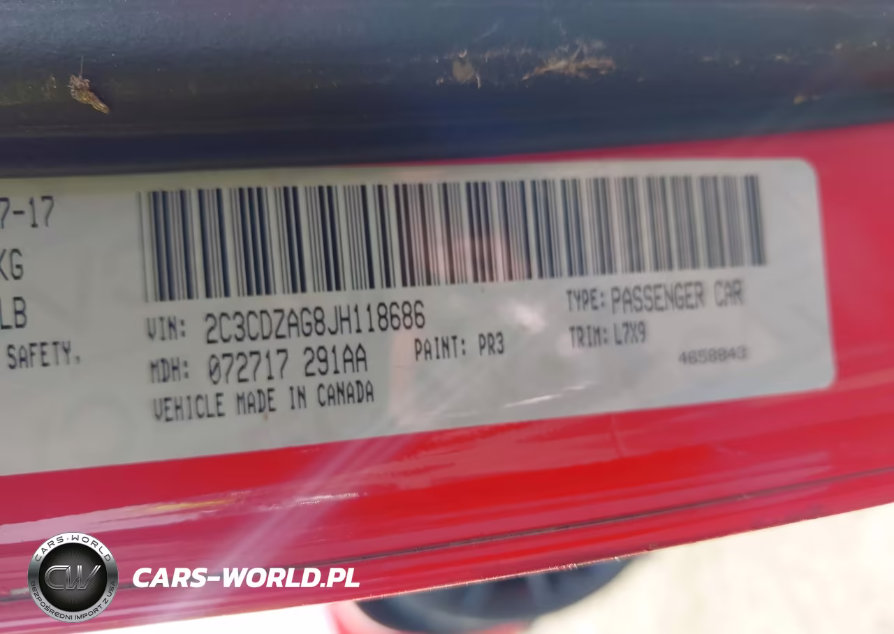 2018 Dodge Challenger Sxt VIN:2C3CDZAG8JH118686 - 9