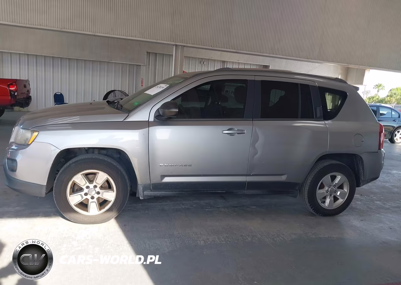 2014 Jeep Compass Sport VIN:1C4NJCBA8ED882609 - 14