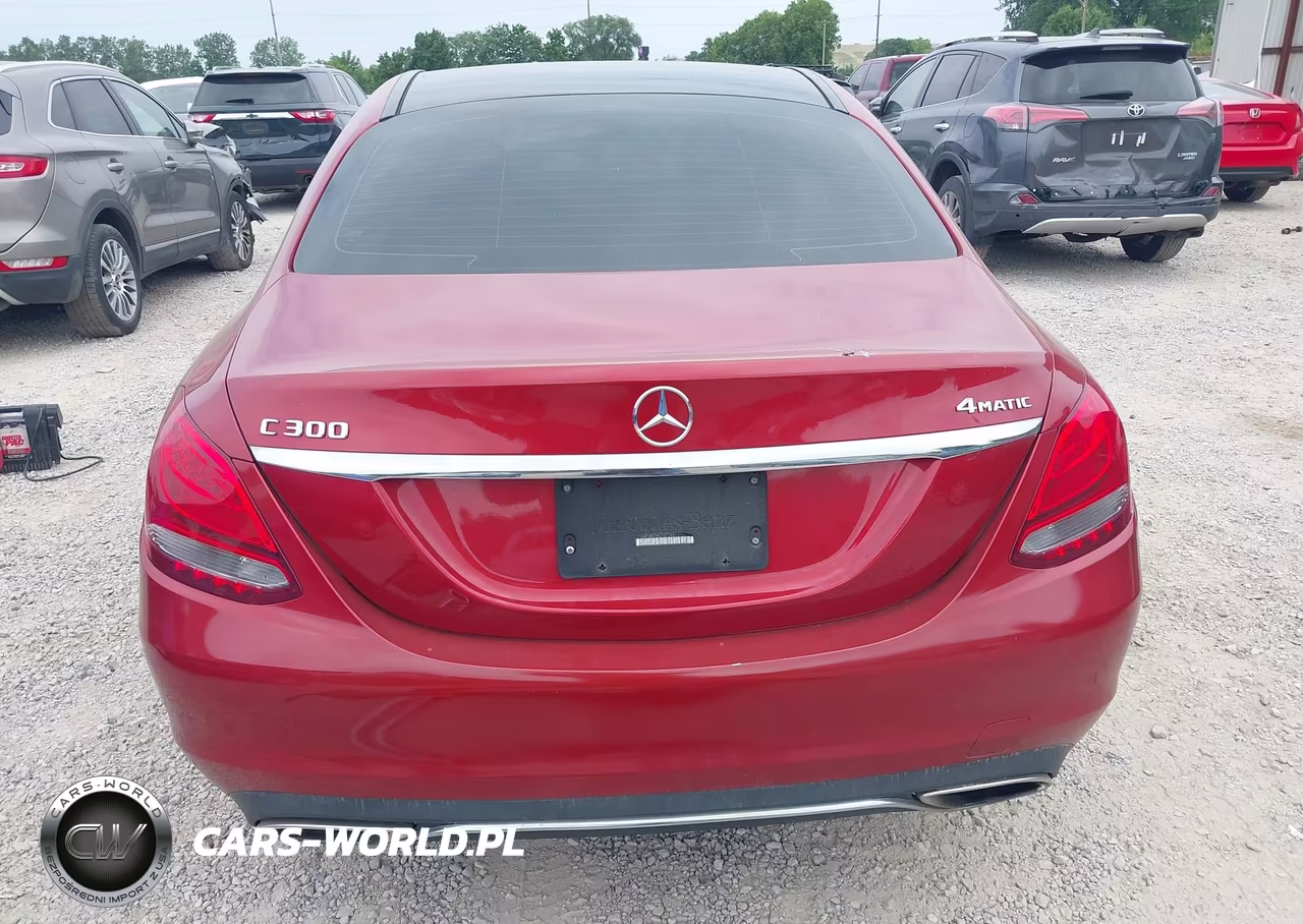 2017 Mercedes-Benz C 300 4Matic VIN:55SWF4KB7HU197193 - 17