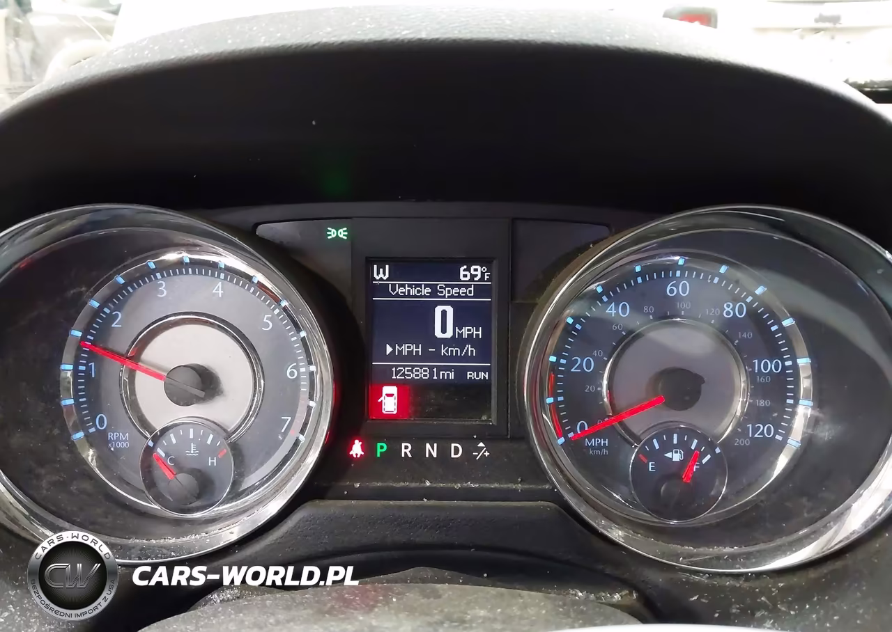 2011 Chrysler Town & Country Touring VIN:2A4RR5DG3BR782377 - 7