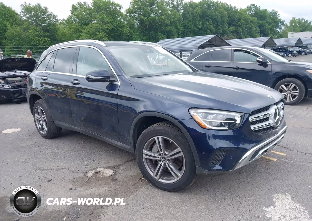 2022 Mercedes-Benz Glc 300 4Matic Suv – zdjęcie 1 z 17