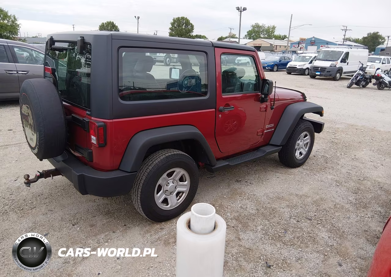 2013 Jeep Wrangler Sport VIN:1C4AJWAG6DL584120 - 4