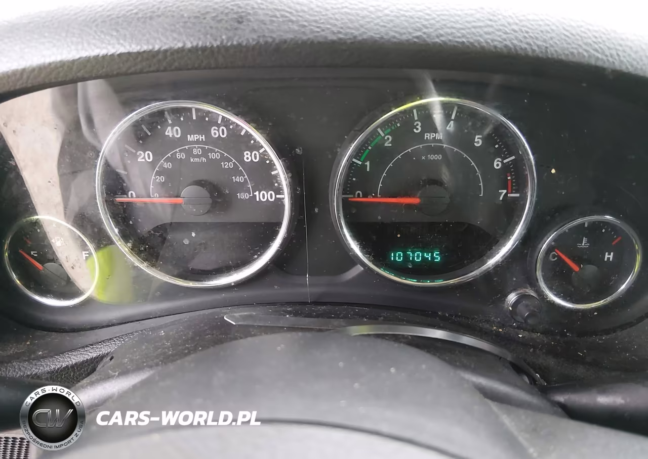 2013 Jeep Wrangler Sport VIN:1C4AJWAG6DL584120 - 7