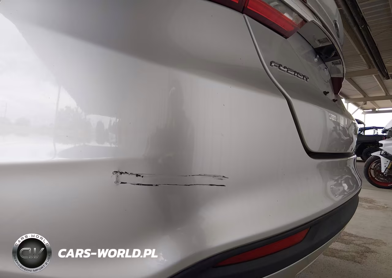 2018 Ford Fusion Hybrid S VIN:3FA6P0UU0JR212746 - 12