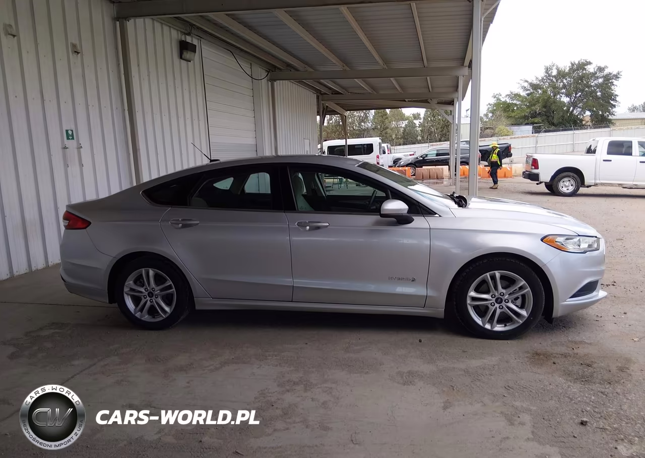 2018 Ford Fusion Hybrid S VIN:3FA6P0UU0JR212746 - 14