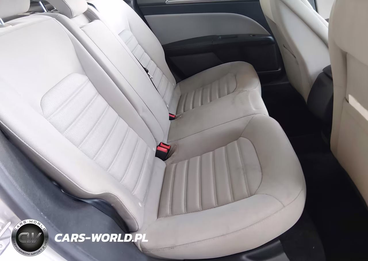 2018 Ford Fusion Hybrid S VIN:3FA6P0UU0JR212746 - 8