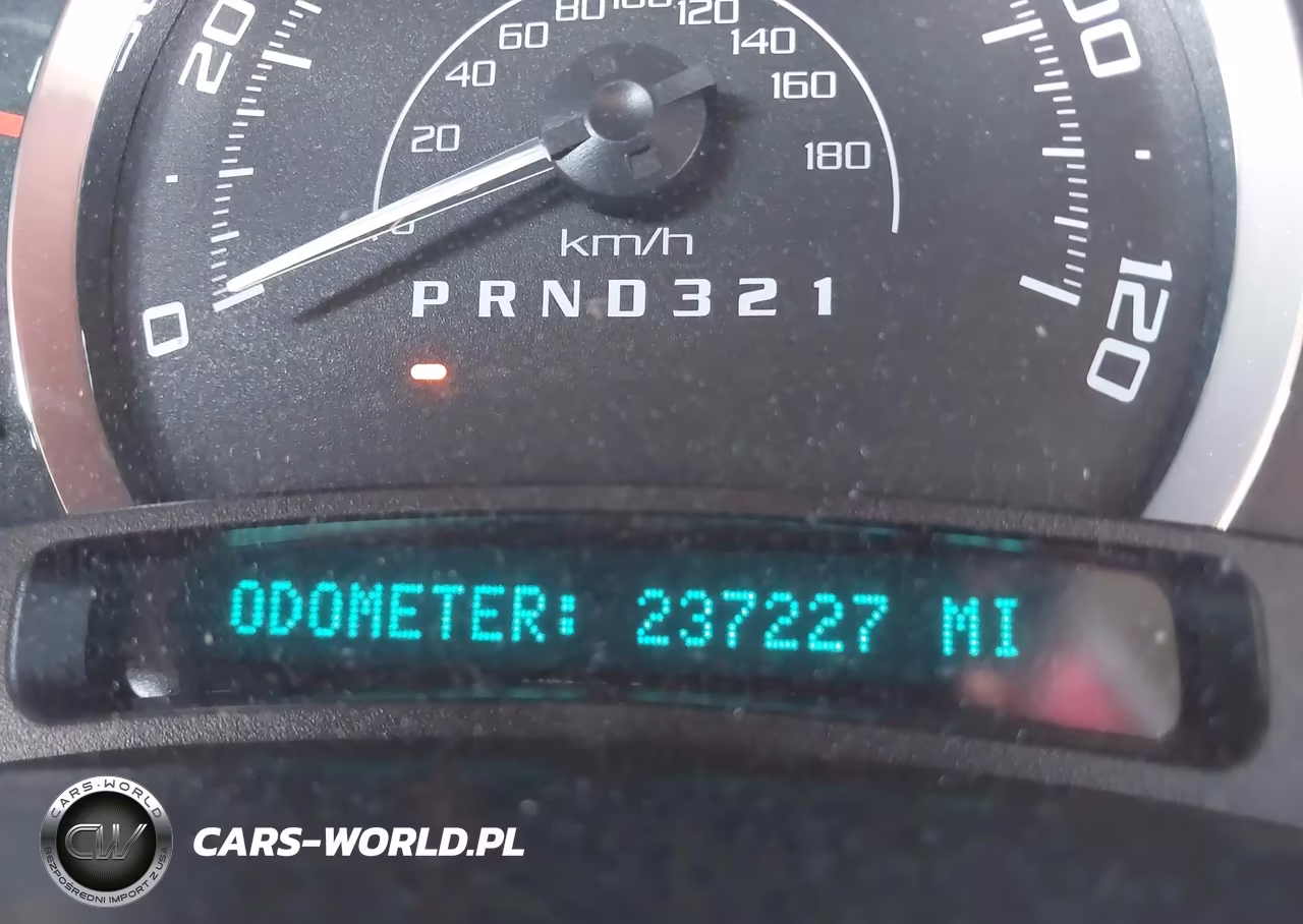 2006 Cadillac Escalade Standard VIN:1GYEC63N16R161351 - 16
