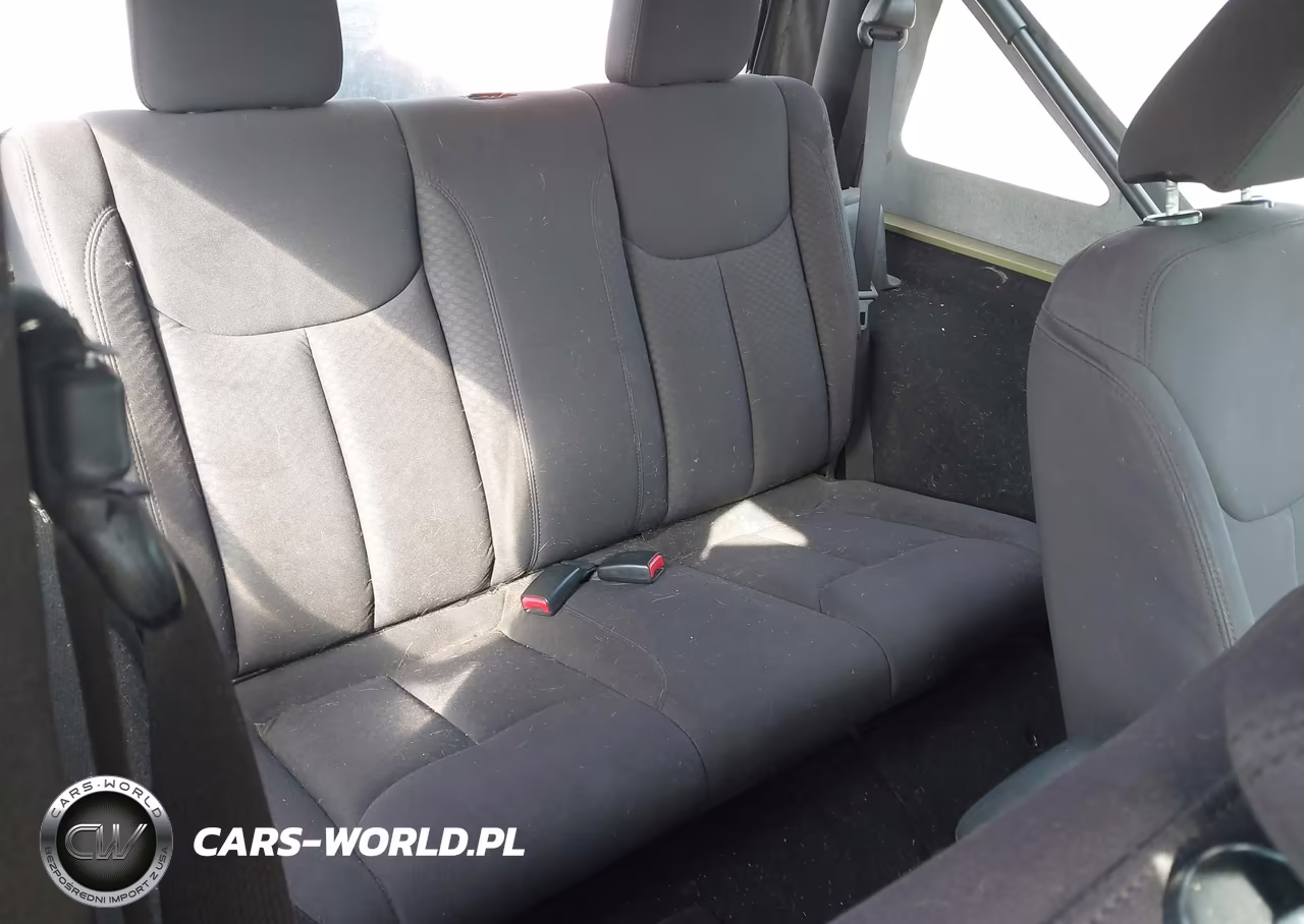 2013 Jeep Wrangler Sport VIN:1C4AJWAG3DL701572 - 8