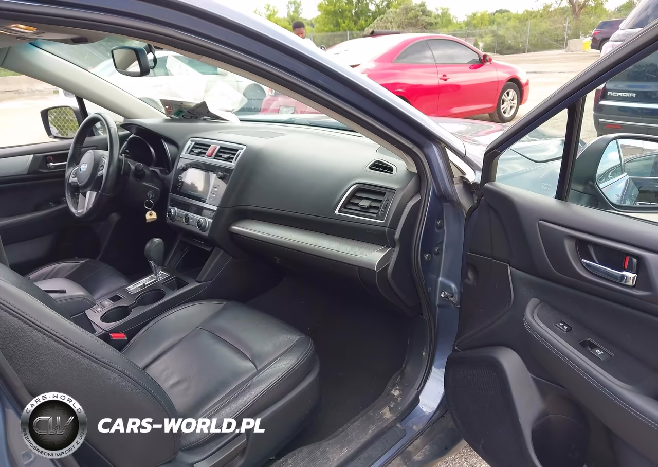 2016 Subaru Outback 2.5I Premium VIN:4S4BSADC8G3220102 - 5