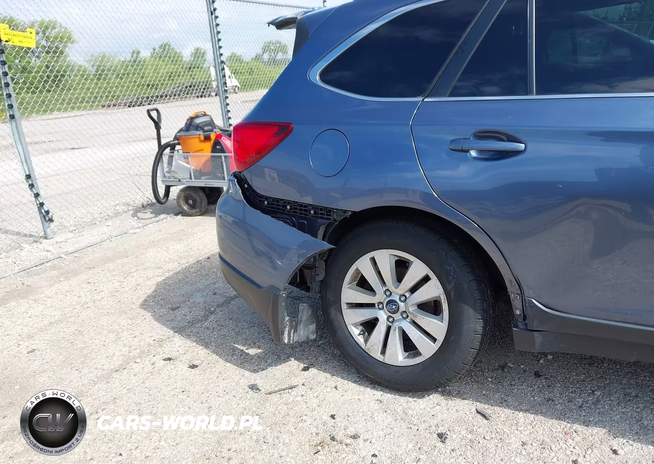 2016 Subaru Outback 2.5I Premium VIN:4S4BSADC8G3220102 - 6
