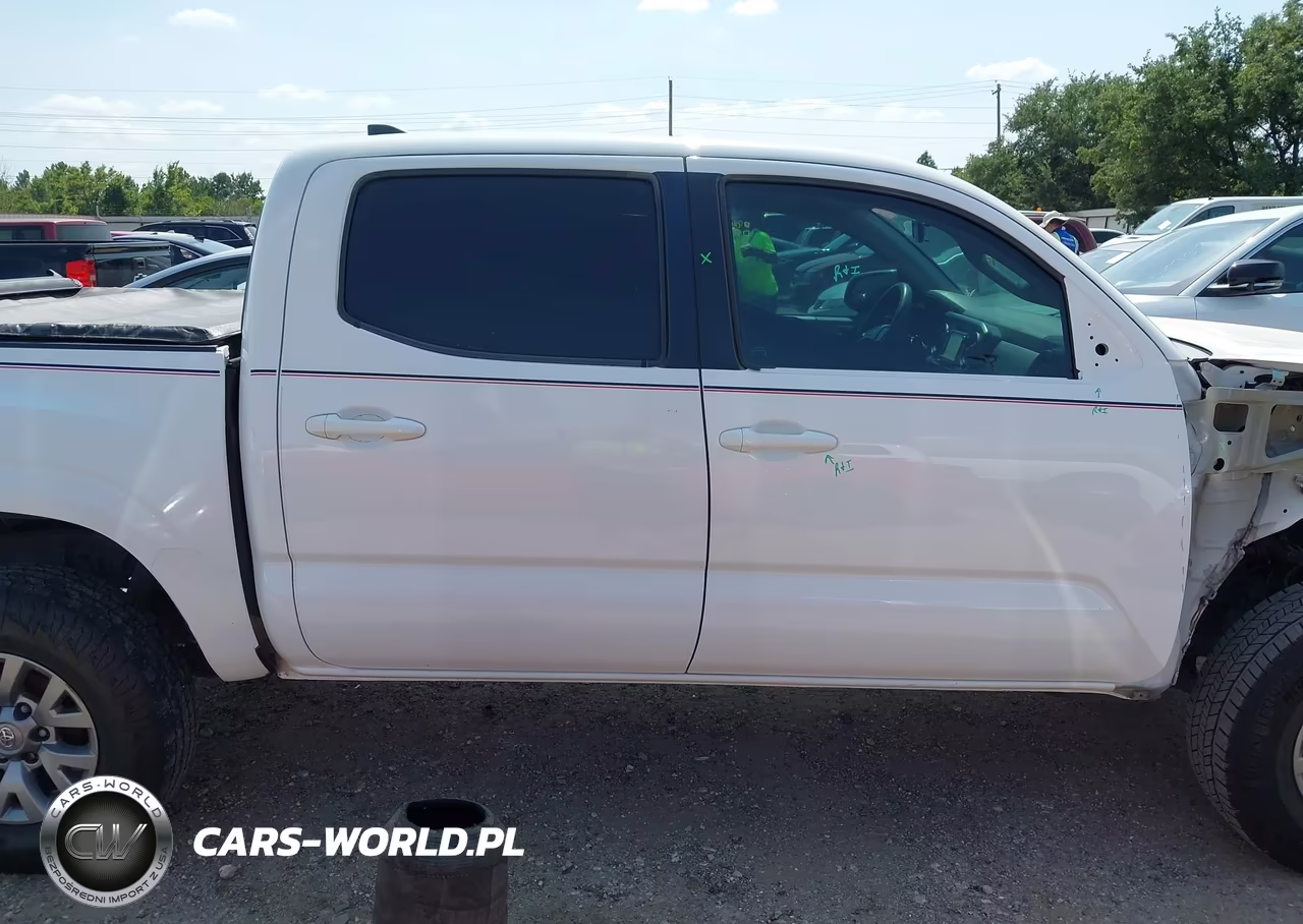 2017 Toyota Tacoma Sr VIN:5TFAX5GN3HX078791 - 14