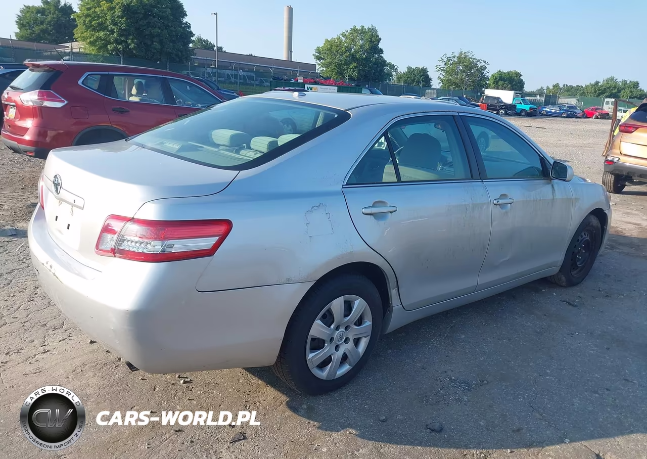 2010 Toyota Camry Se-Le-Xle VIN:4T1BF3EK6AU063807 - 4