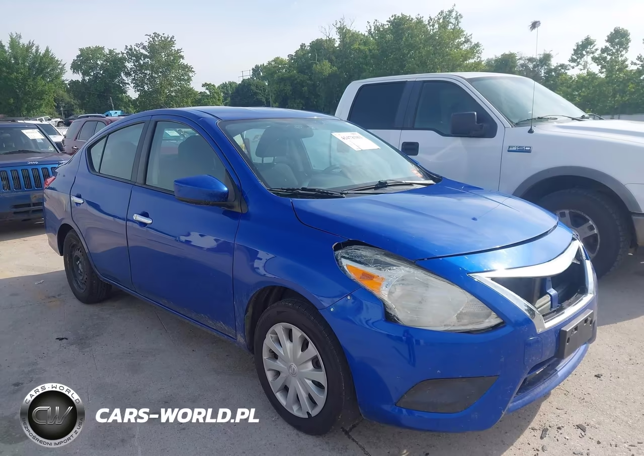 2015 Nissan Versa 1.6 Sv