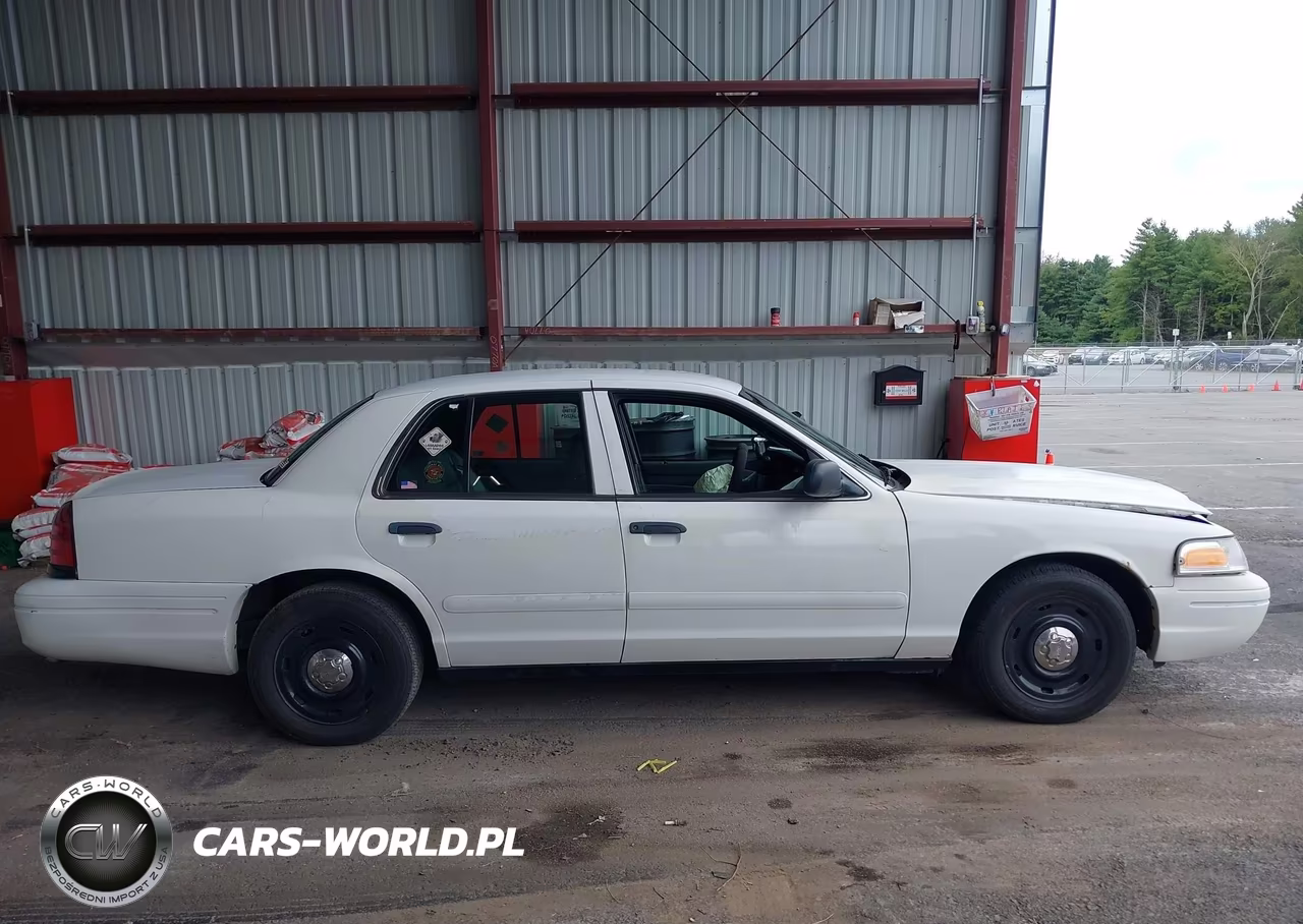 2003 Ford Crown Victoria Police VIN:2FAFP71W43X171833 - 13