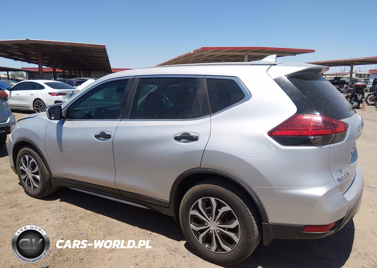 2017 Nissan Rogue S VIN:KNMAT2MT5HP532925 - 14