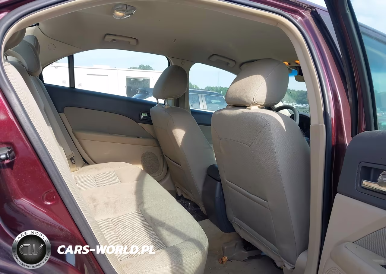2011 Ford Fusion Se VIN:3FAHP0HA8BR298981 - 8