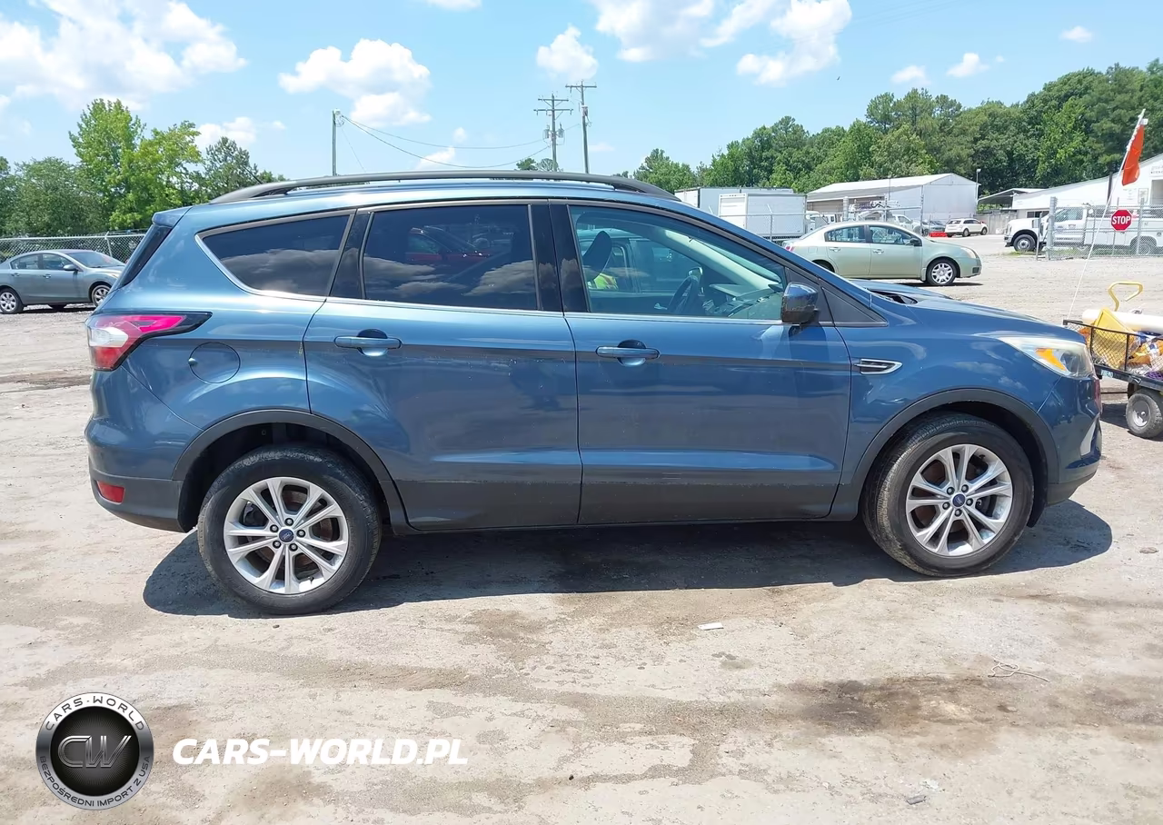 2018 Ford Escape Se VIN:1FMCU9GD1JUB05604 - 13