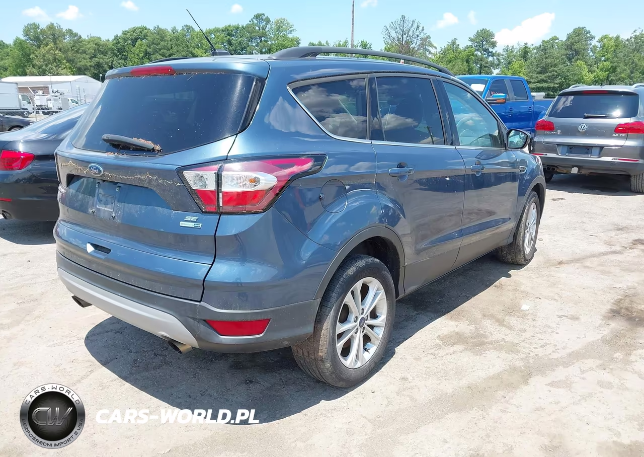 2018 Ford Escape Se VIN:1FMCU9GD1JUB05604 - 4