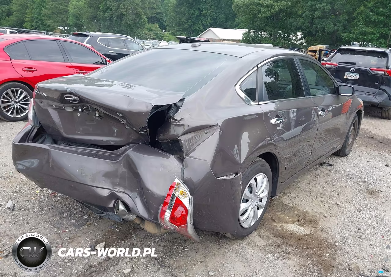 2015 Nissan Altima 2.5 S VIN:1N4AL3AP8FN366718 - 6