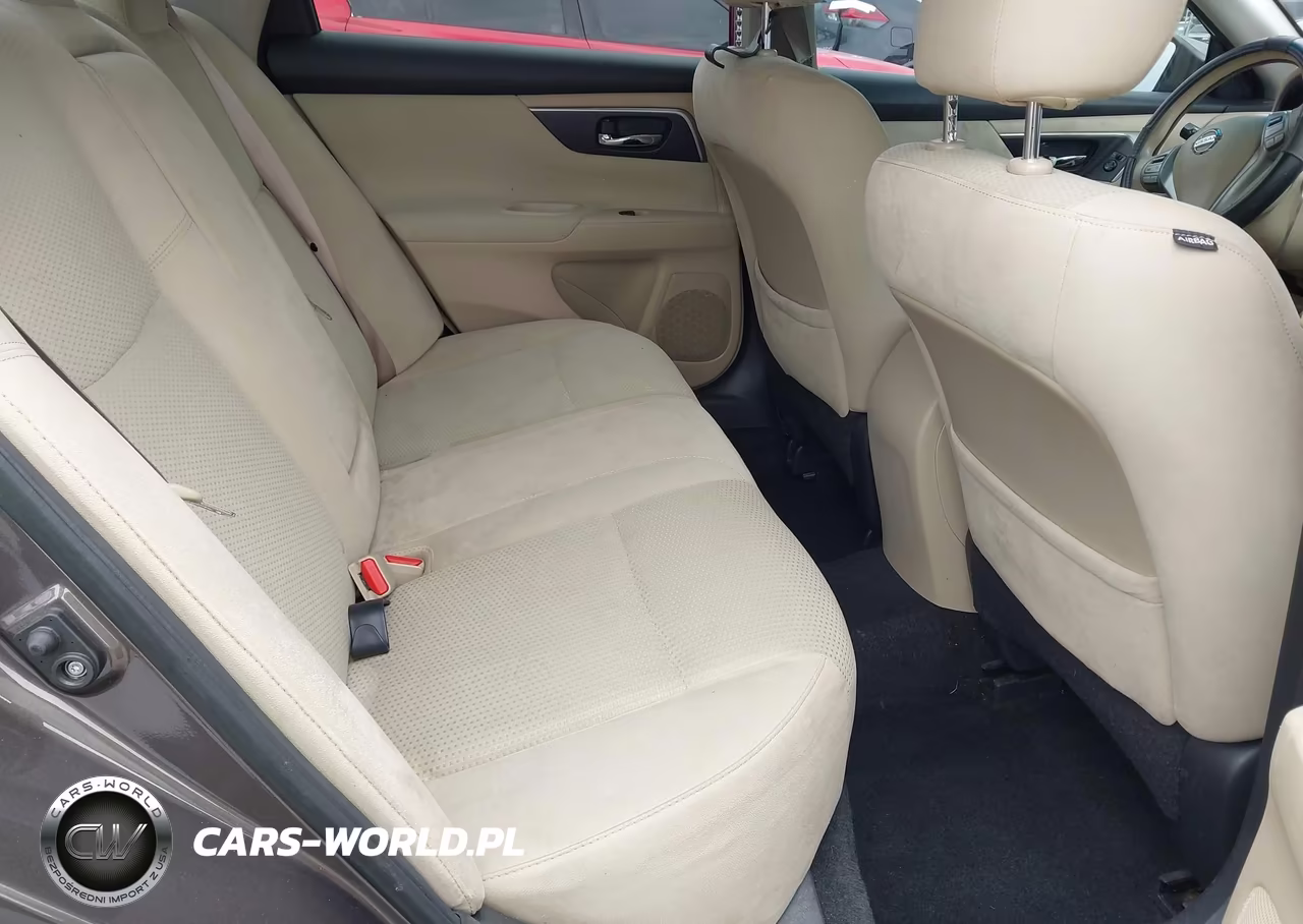 2015 Nissan Altima 2.5 S VIN:1N4AL3AP8FN366718 - 8