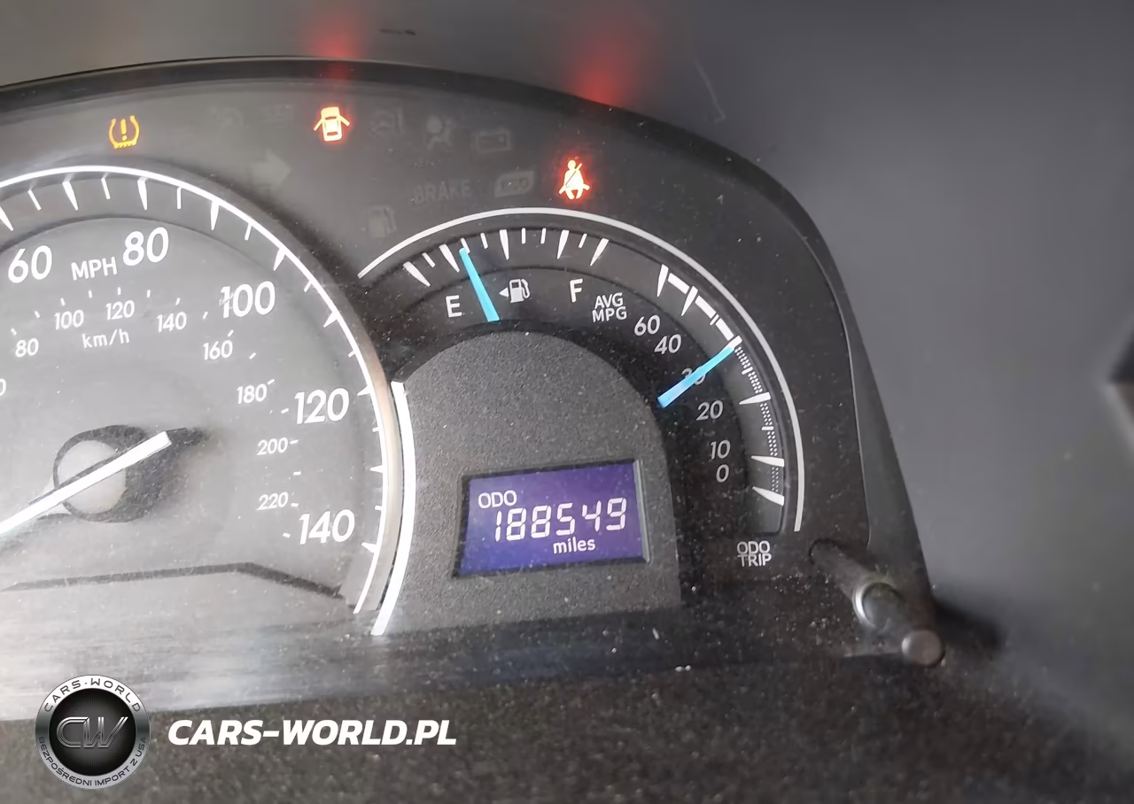 2015 Toyota Camry Le VIN:4T4BF1FK4FR496588 - 14