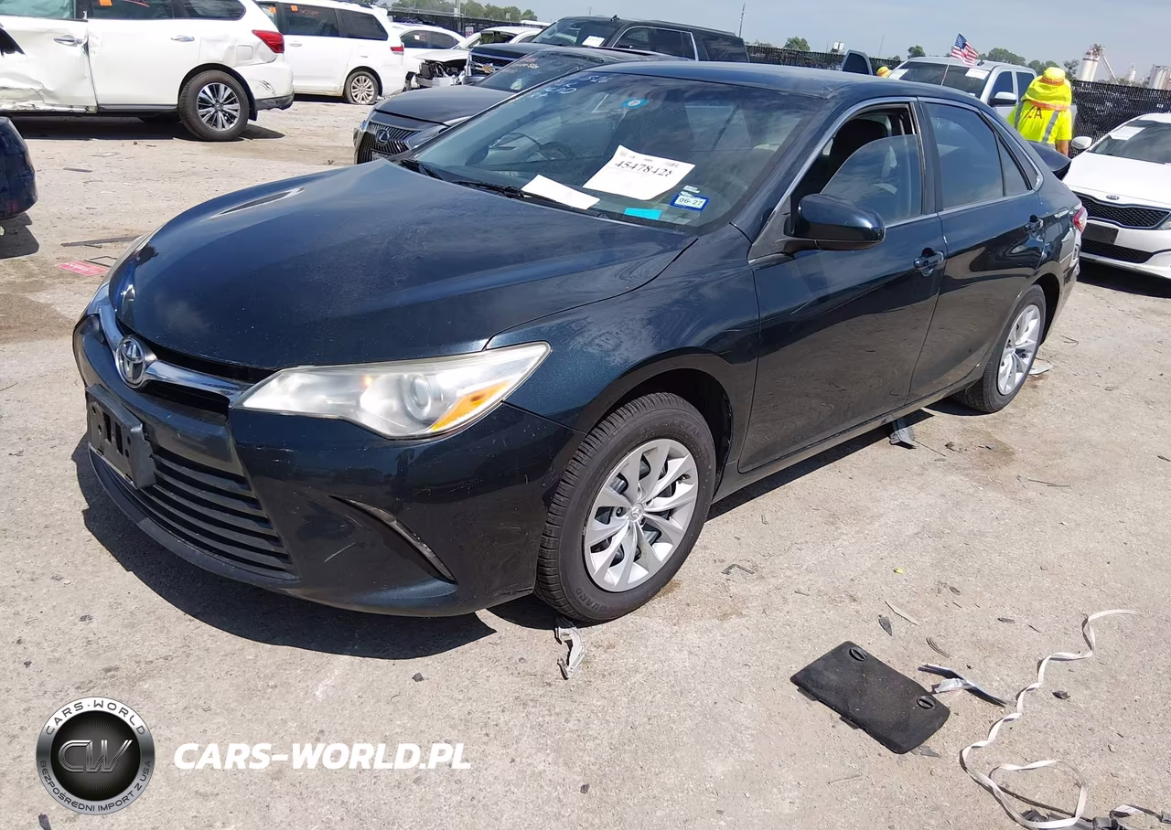 2015 Toyota Camry Le VIN:4T4BF1FK4FR496588 - 2