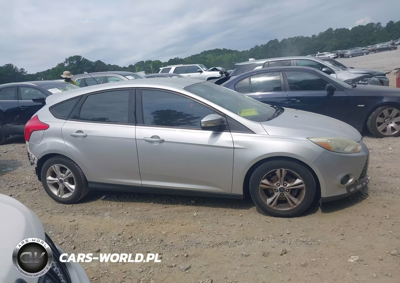 FORD FOCUS VIN:1FADP3K25EL410494 - 13