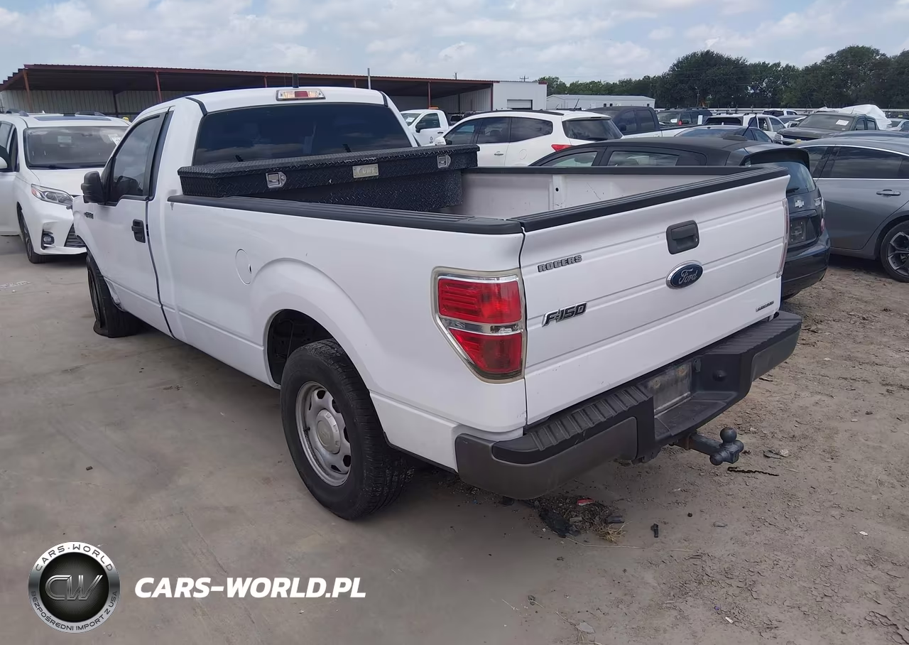 2014 Ford F150 VIN:1FTMF1CM0EKE33706 - 3