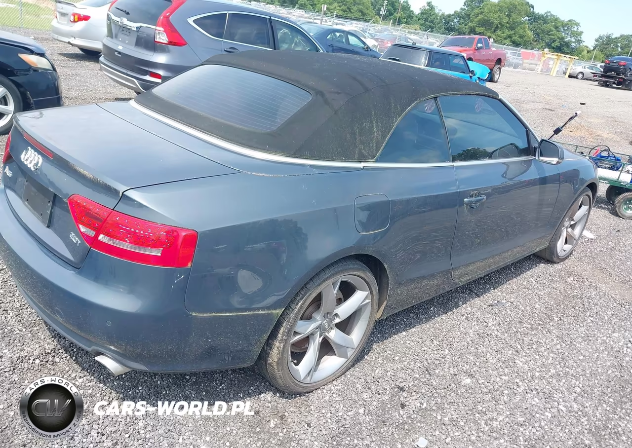 2011 Audi A5 2.0T Premium VIN:WAUJFAFH7BN012476 - 4