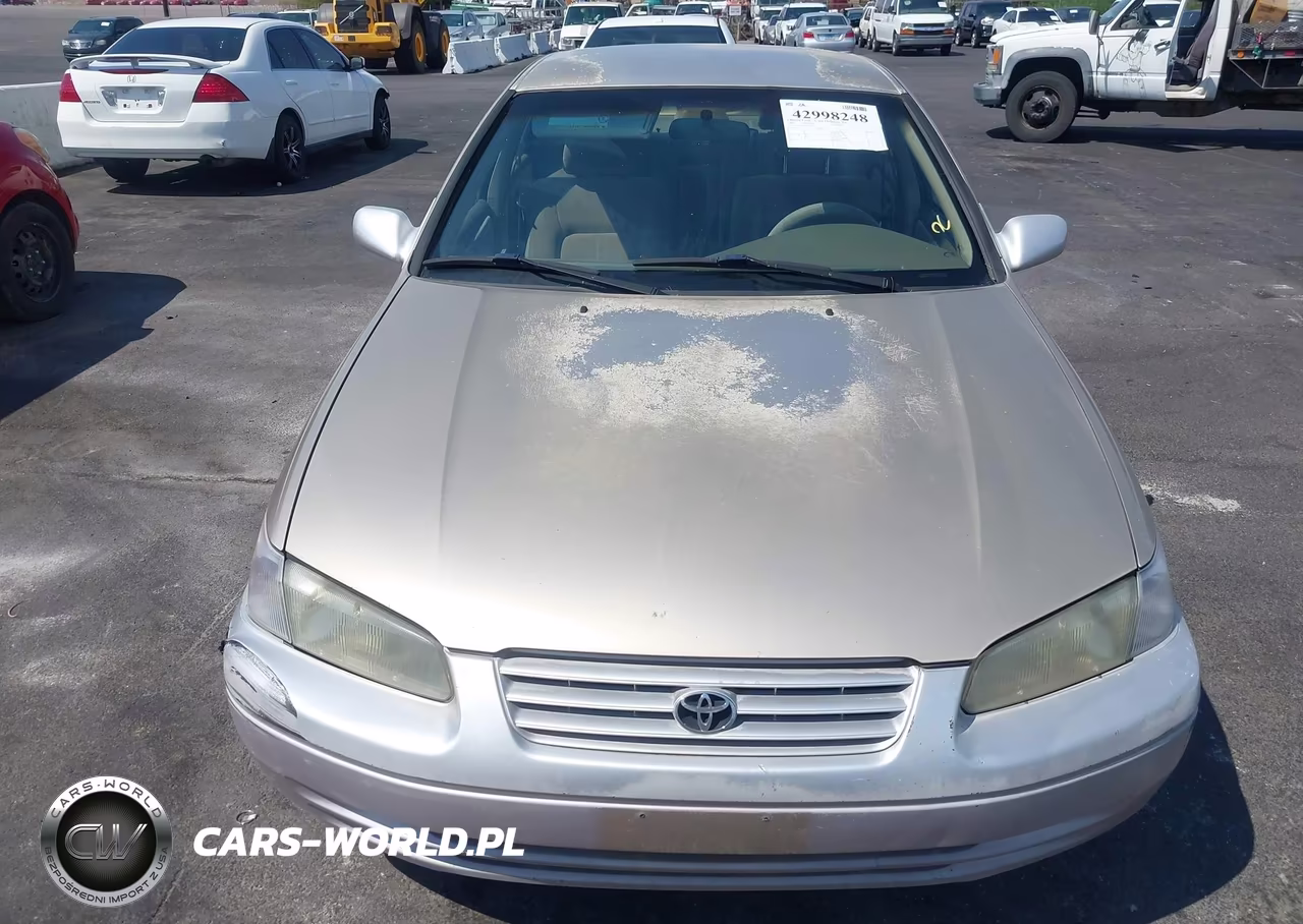 1998 Toyota Camry Le VIN:JT2BG22K7W0123732 - 12