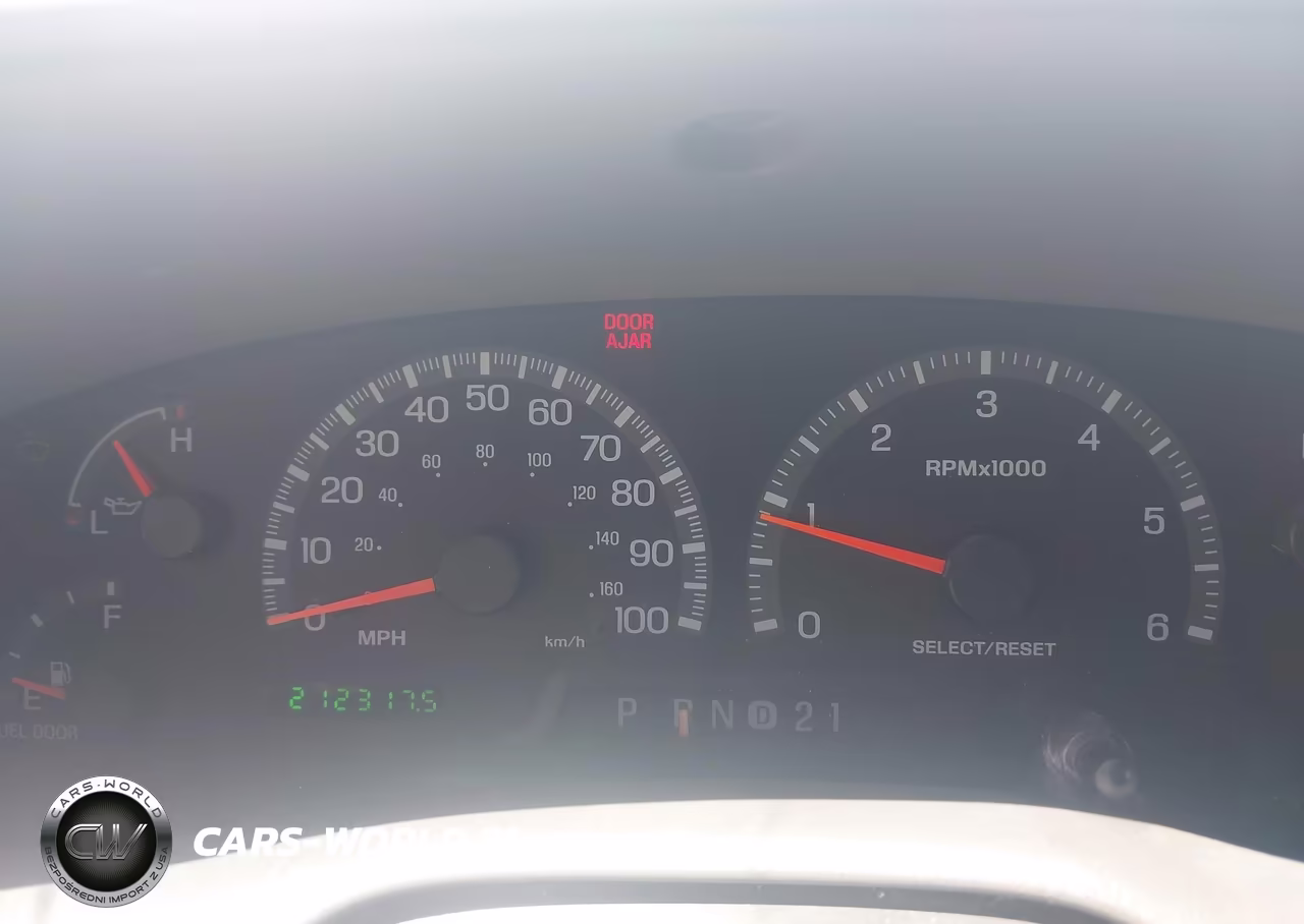 2000 Ford Expedition Xlt VIN:1FMPU16L9YLA49634 - 7