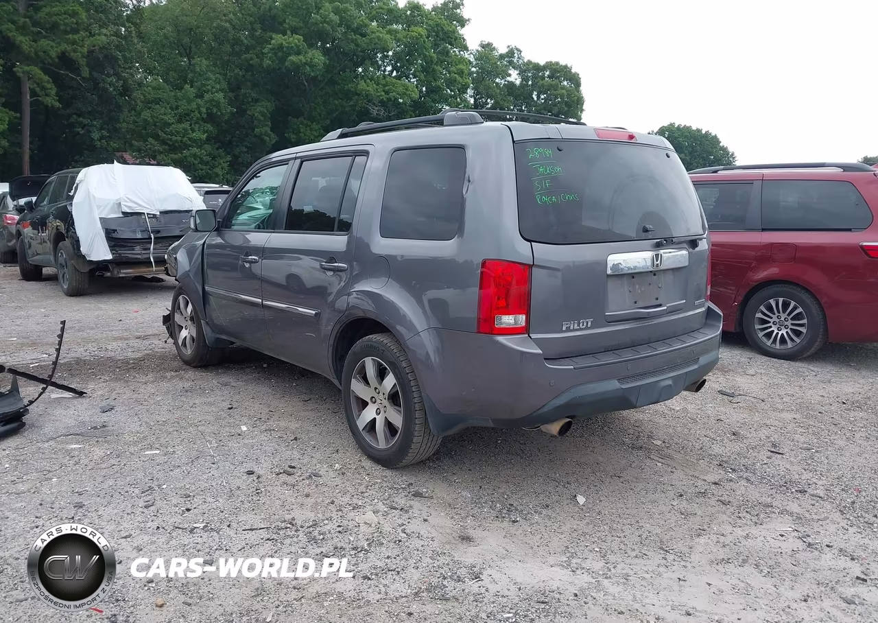 2014 Honda Pilot Touring VIN:5FNYF3H92EB016599 - 3