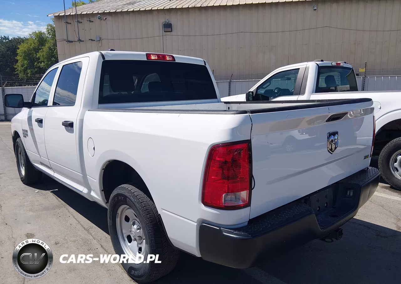 2019 Ram 1500 Classic Tradesman 4X2 5'7 Box VIN:1C6RR6KG2KS657164 - 3