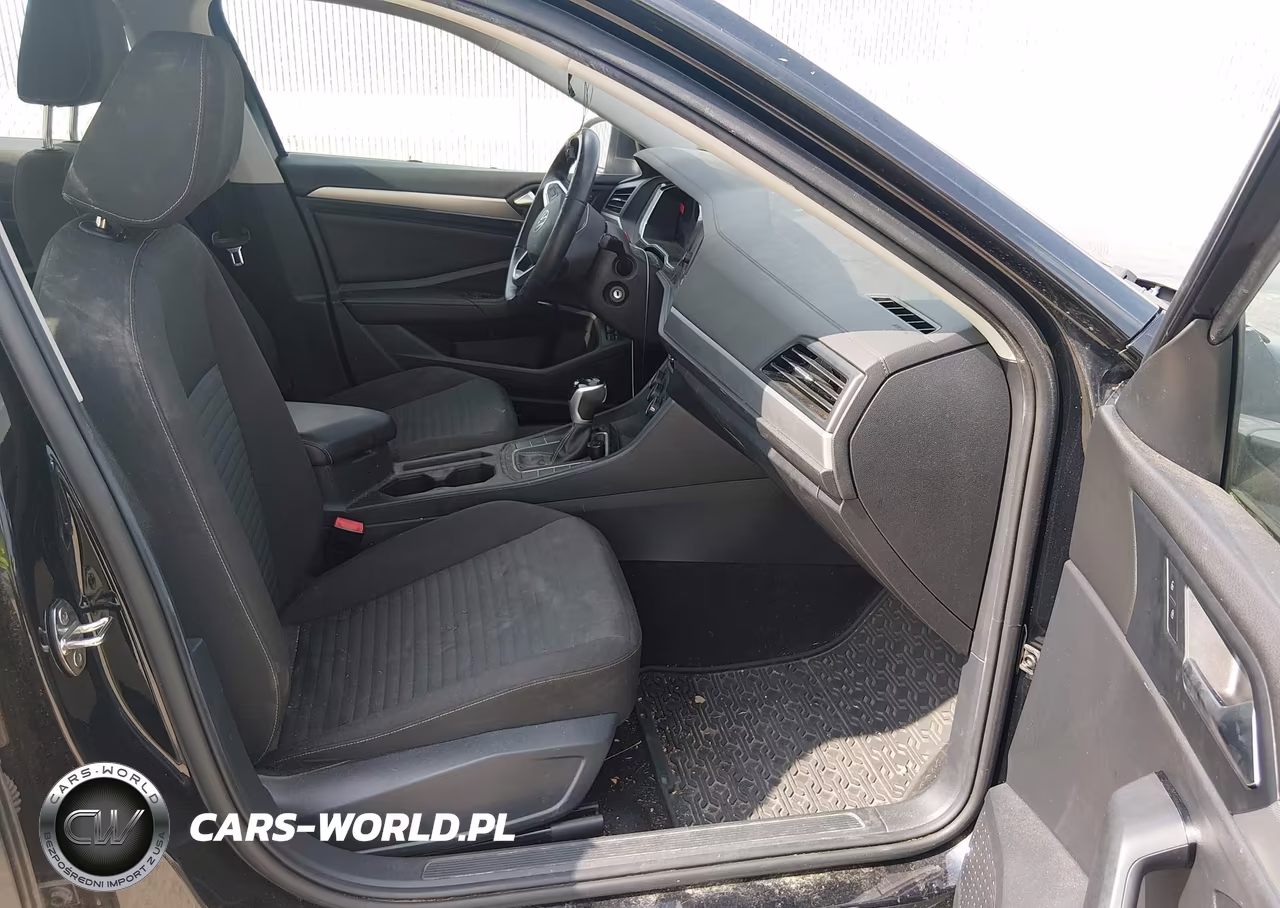 2023 Volkswagen Jetta 1.5T S VIN:3VW5M7BU6PM022043 - 5