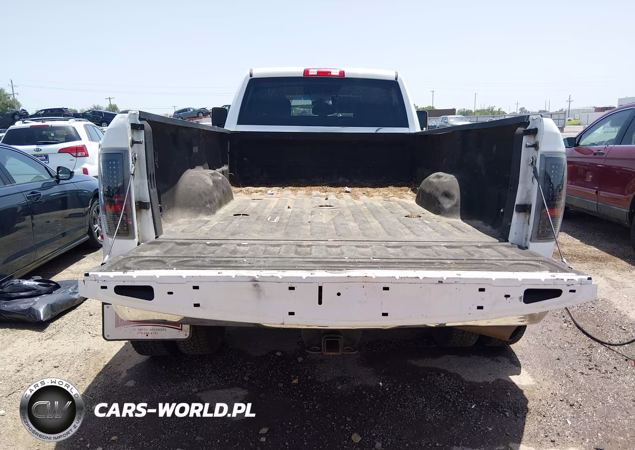 2015 Ram 3500 Tradesman VIN:3C63RRGL8FG612675 - 15
