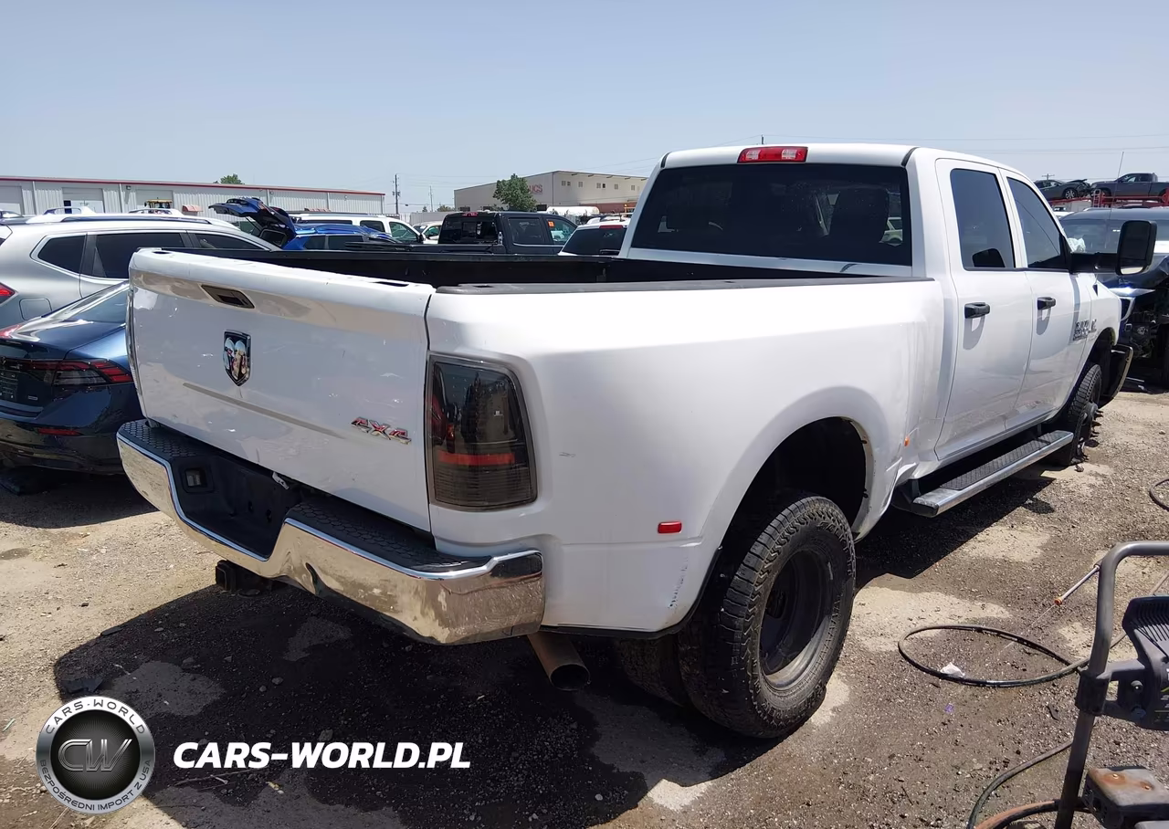 2015 Ram 3500 Tradesman VIN:3C63RRGL8FG612675 - 4