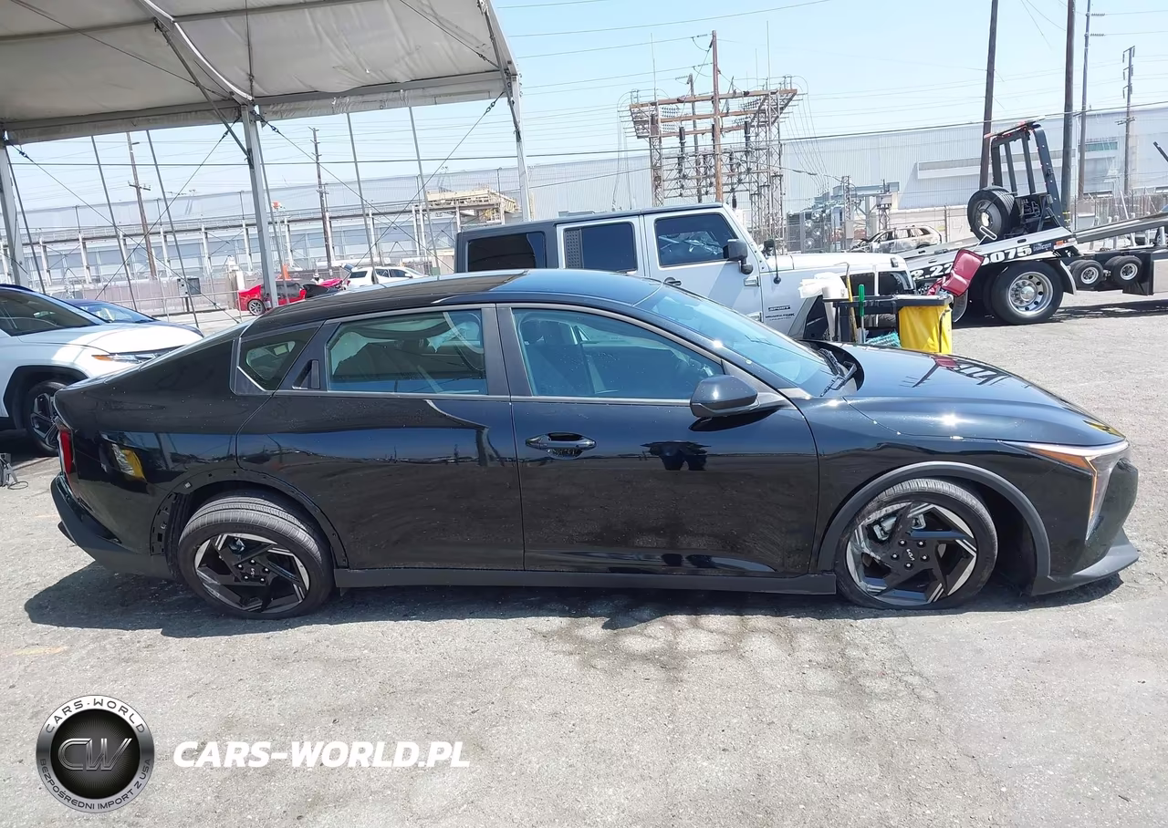 2025 Kia K4 Ex VIN:3KPFU4DE9SE190497 - 14