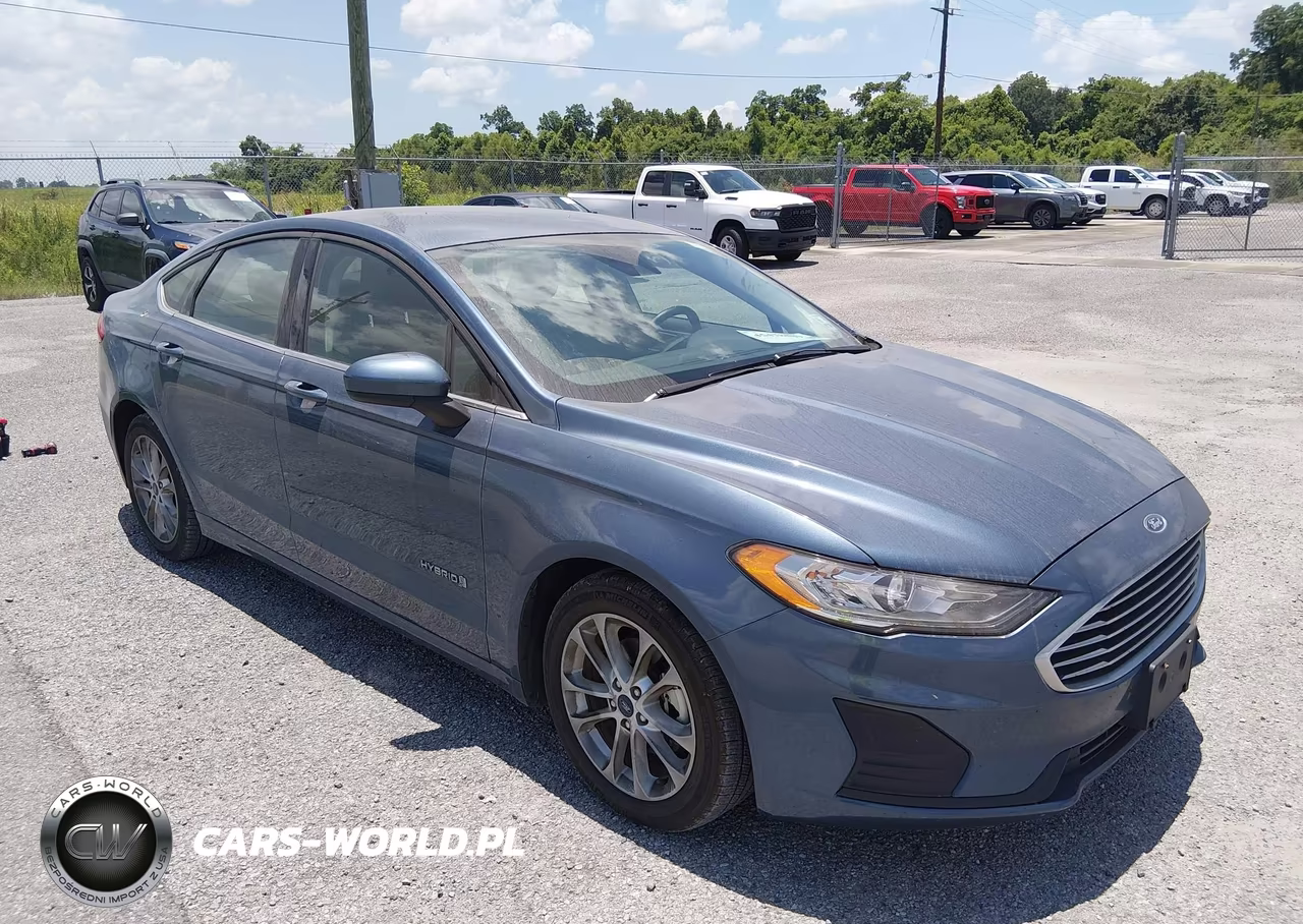 2019 Ford Fusion Hybrid Se – zdjęcie 1 z 16