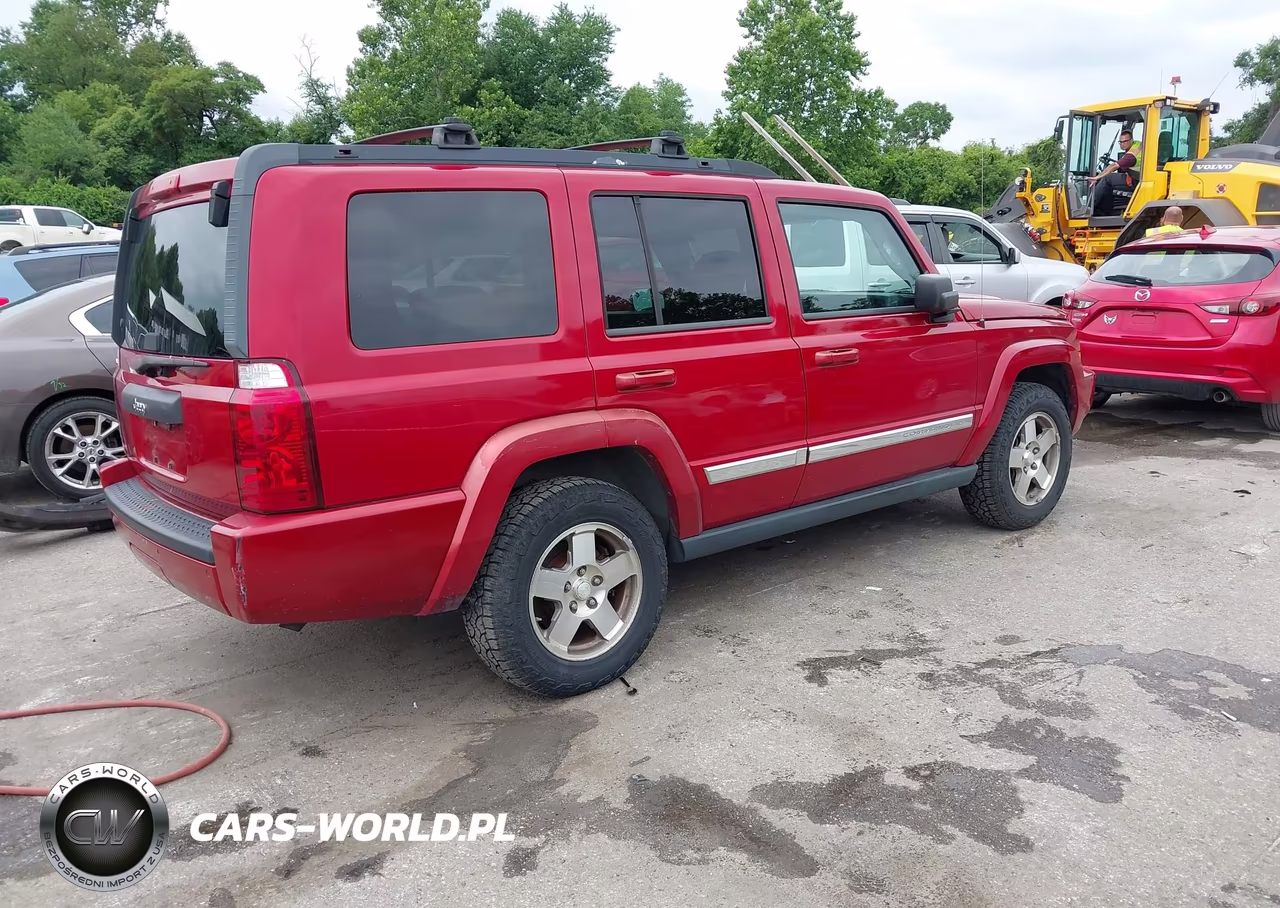 2010 Jeep Commander Sport VIN:1J4RH4GK7AC106969 - 4