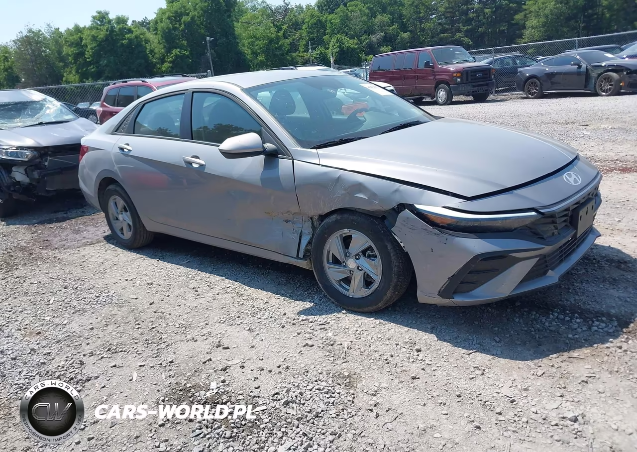 2025 Hyundai Elantra Se – zdjęcie 1 z 16