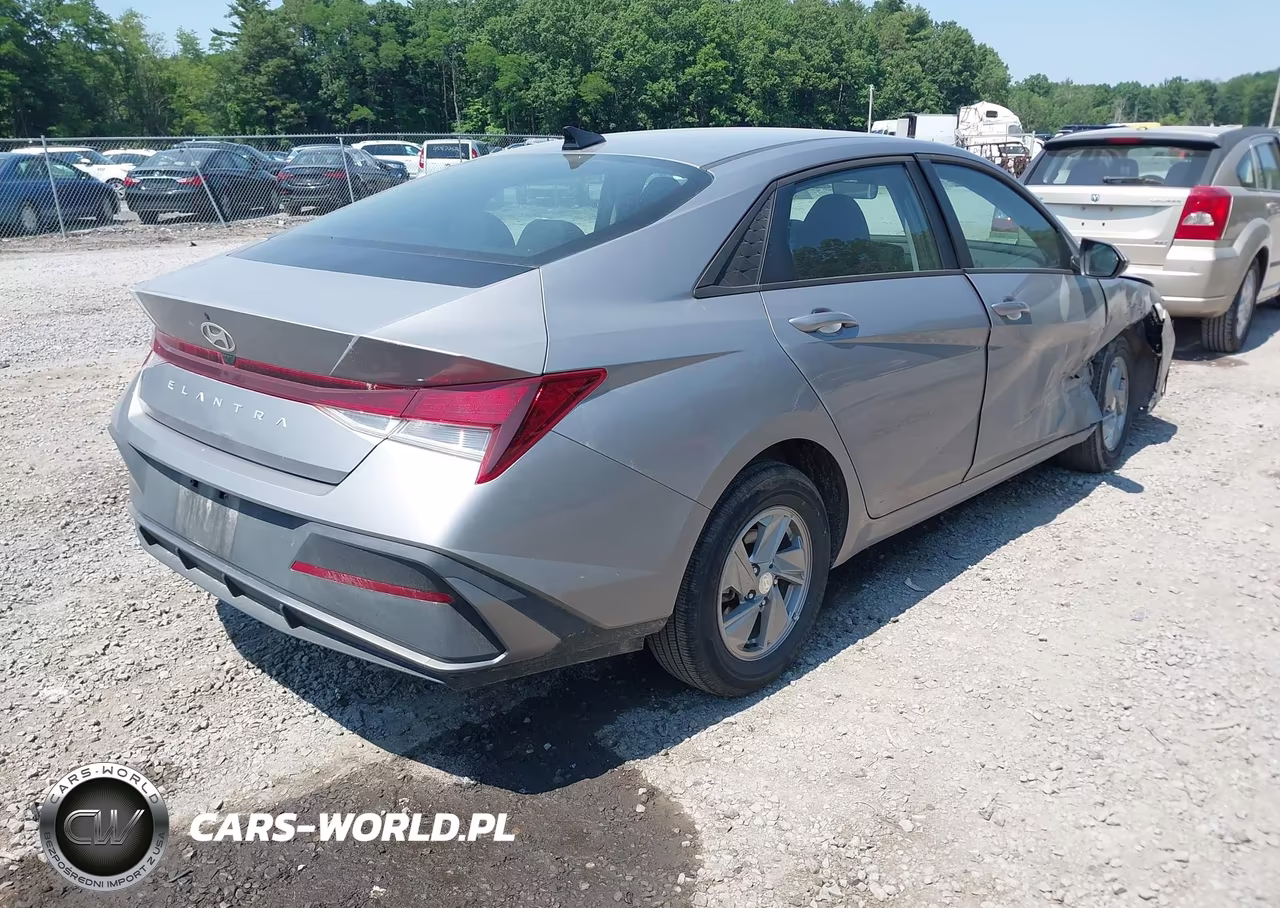 2025 Hyundai Elantra Se VIN:KMHLL4DGXSU086959 - 4