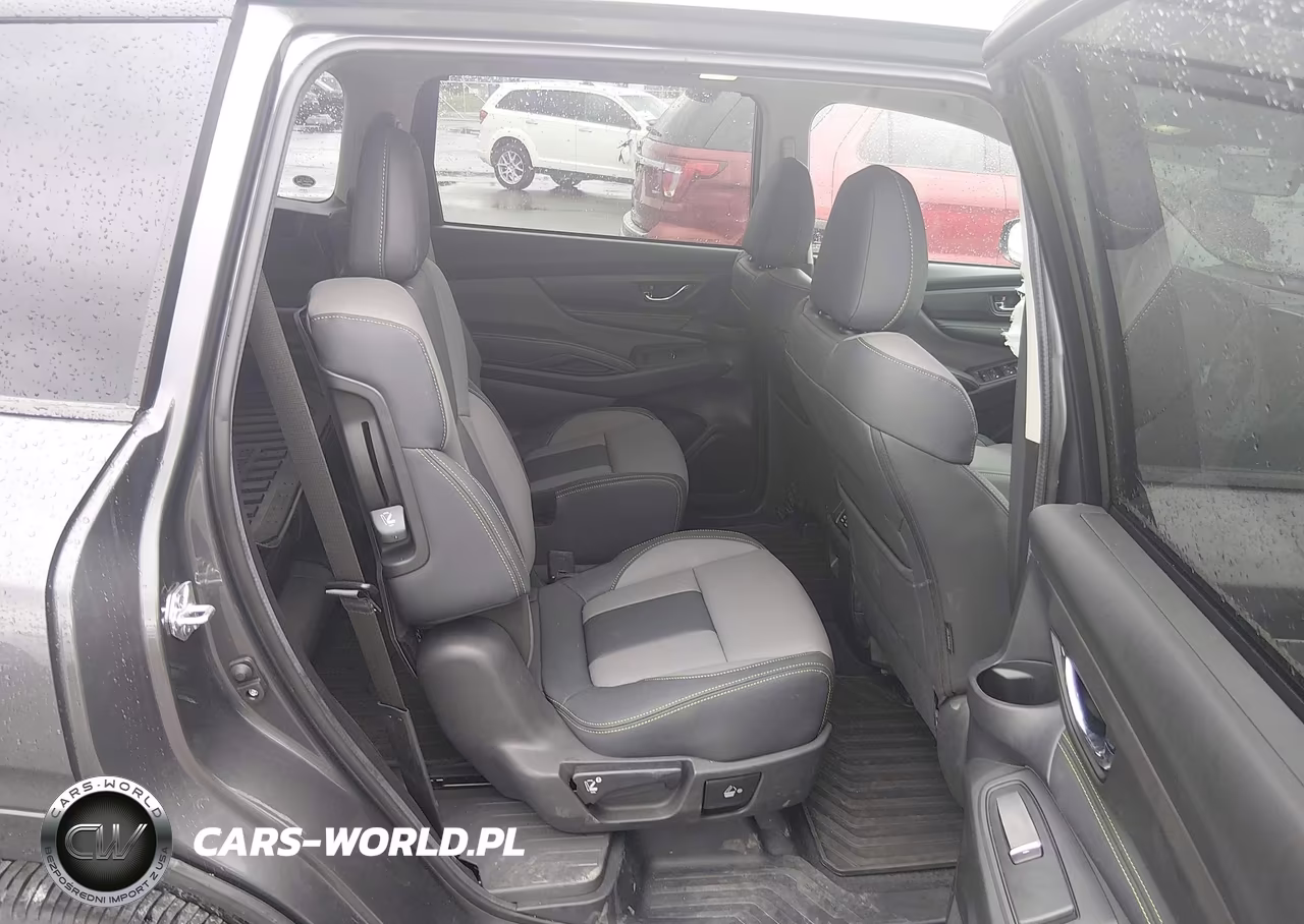 2025 Subaru Ascent Onyx Edition 7-Passenger VIN:4S4WMAFDXS3440531 - 8
