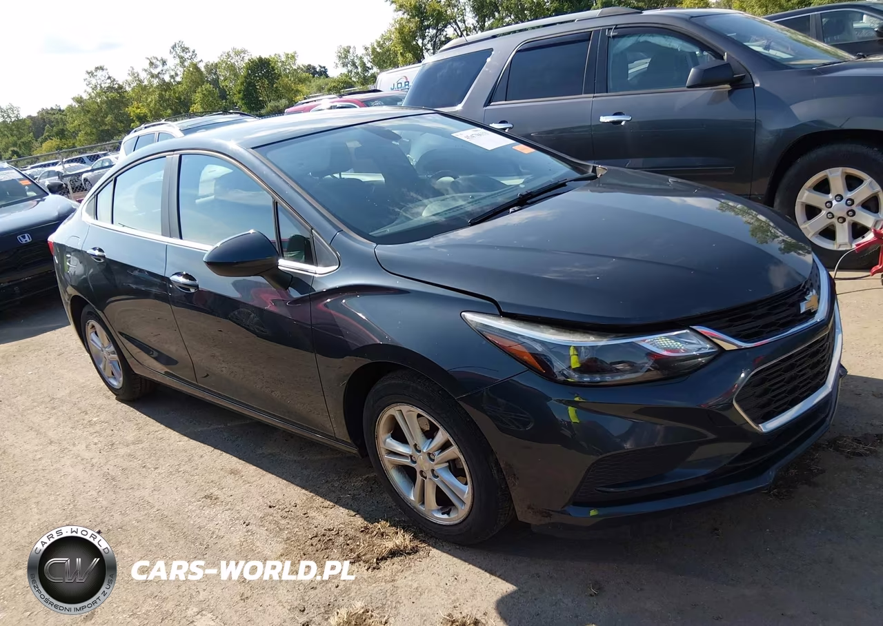 2017 Chevrolet Cruze Lt Auto – zdjęcie 1 z 16