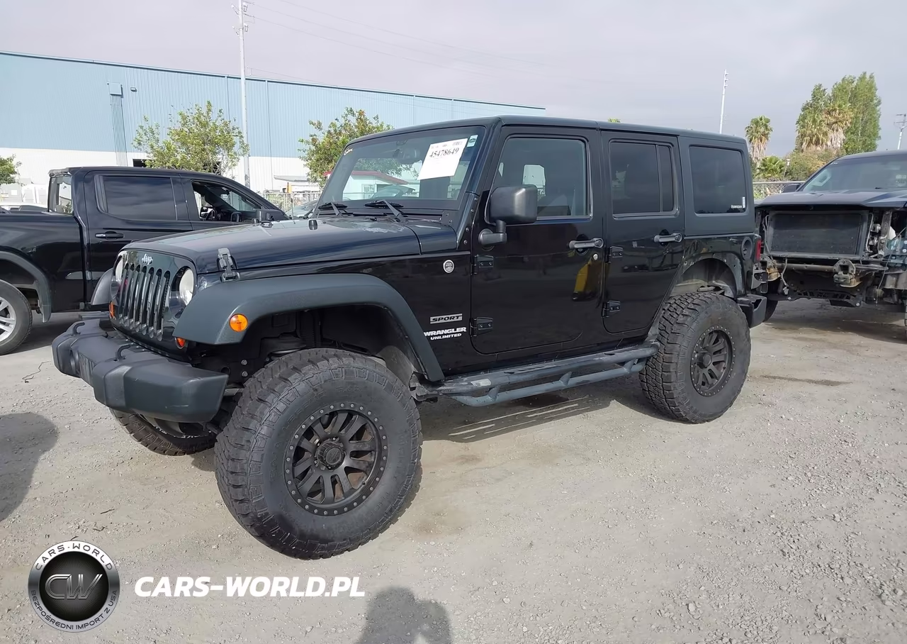 2013 Jeep Wrangler Unlimited Sport VIN:1C4HJWDG3DL519753 - 2