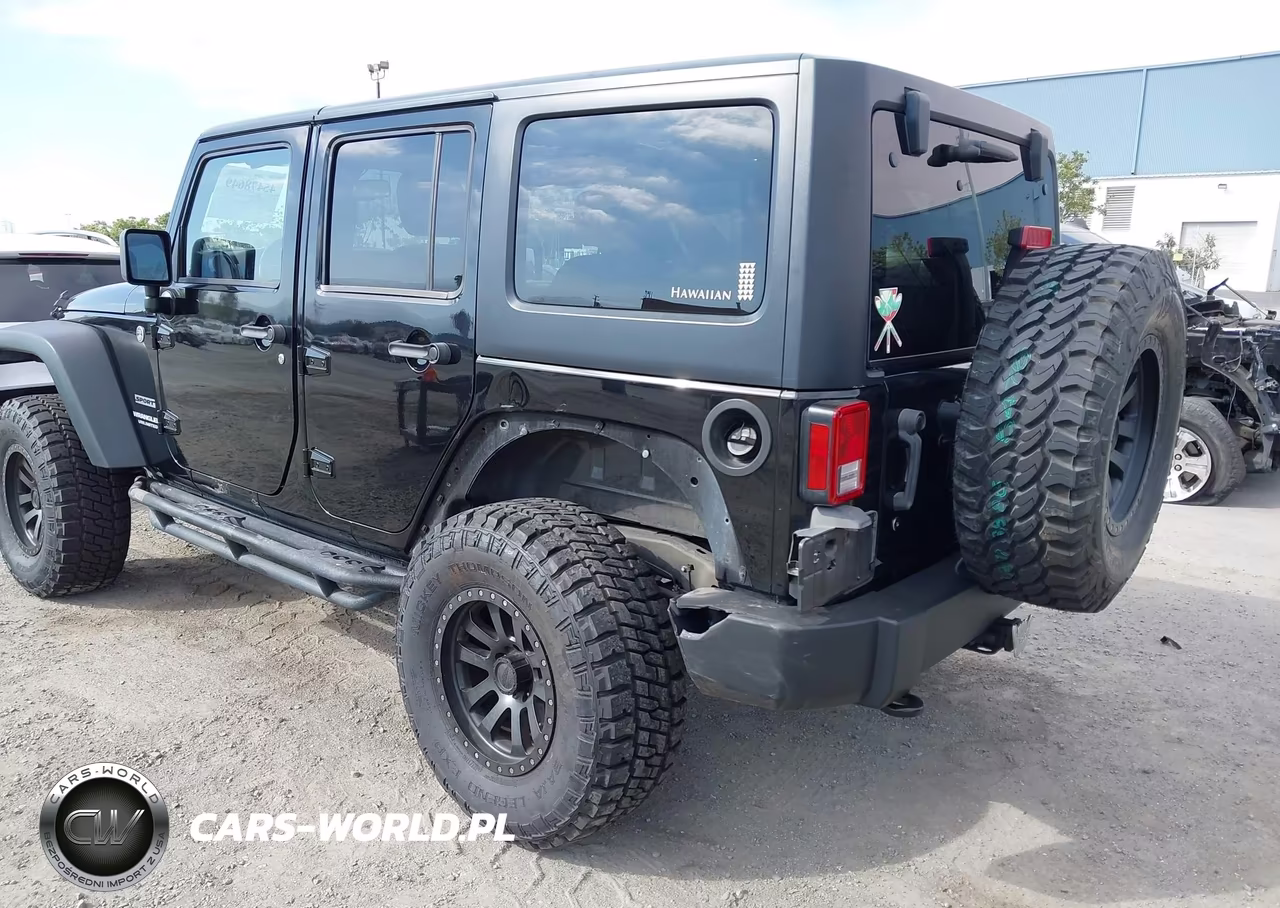 2013 Jeep Wrangler Unlimited Sport VIN:1C4HJWDG3DL519753 - 6