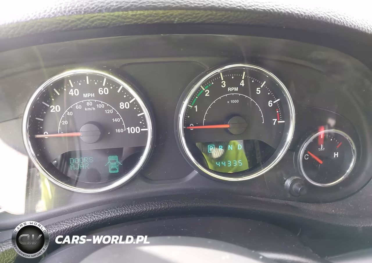 2013 Jeep Wrangler Unlimited Sport VIN:1C4HJWDG3DL519753 - 7